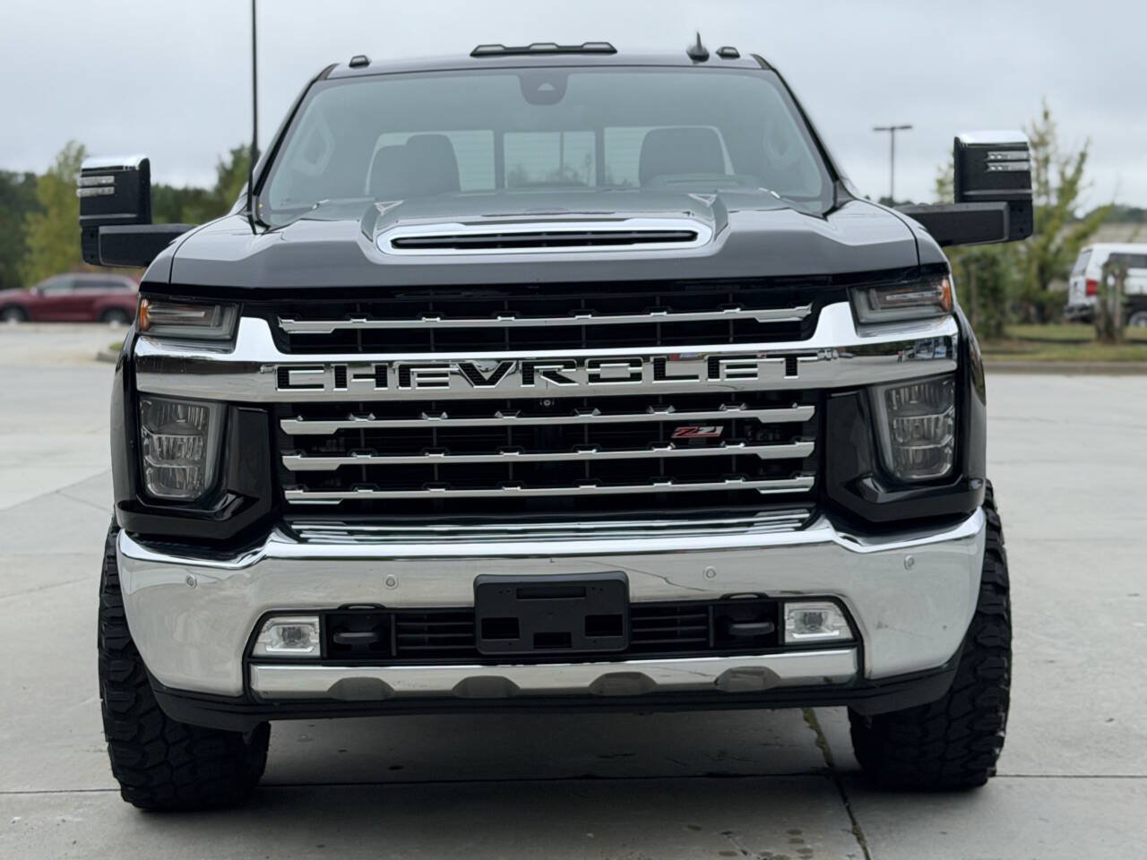Used 2020 Chevrolet Silverado 2500 LTZ w/ LTZ Premium Package AWD/4WD image 2
