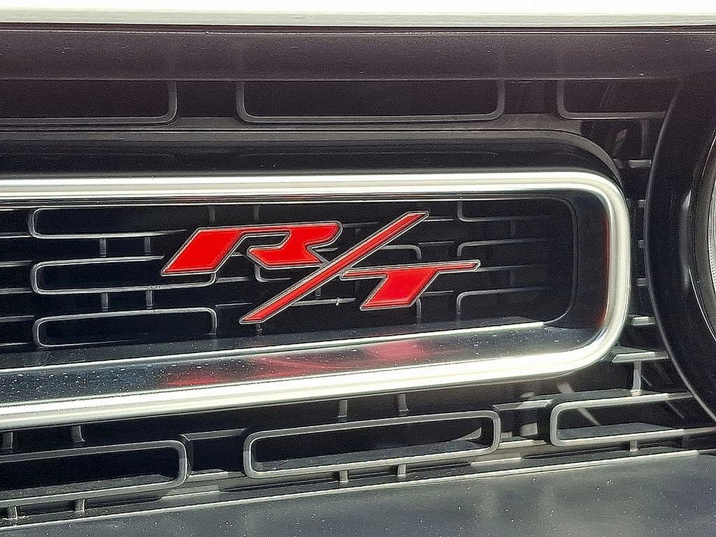Used 2022 Dodge Challenger R/T w/ Plus Package image 30