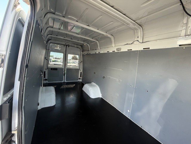 Used 2005 Dodge Sprinter 3500 w/ PWR Convenience Group image 12