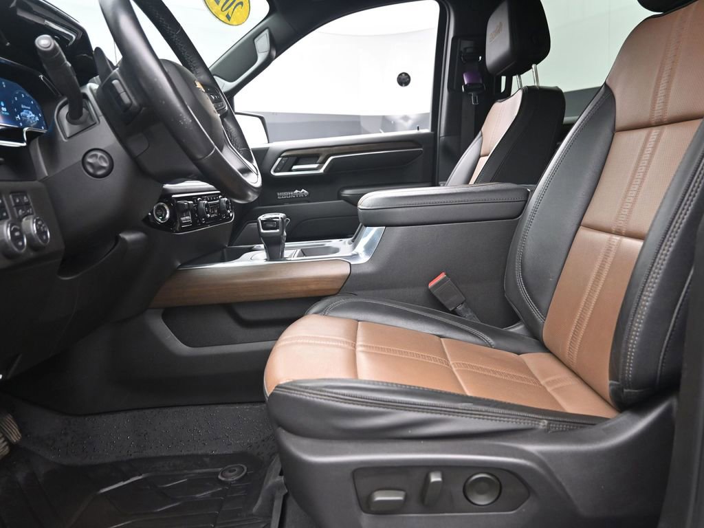 Used 2023 Chevrolet Silverado 1500 High Country image 13