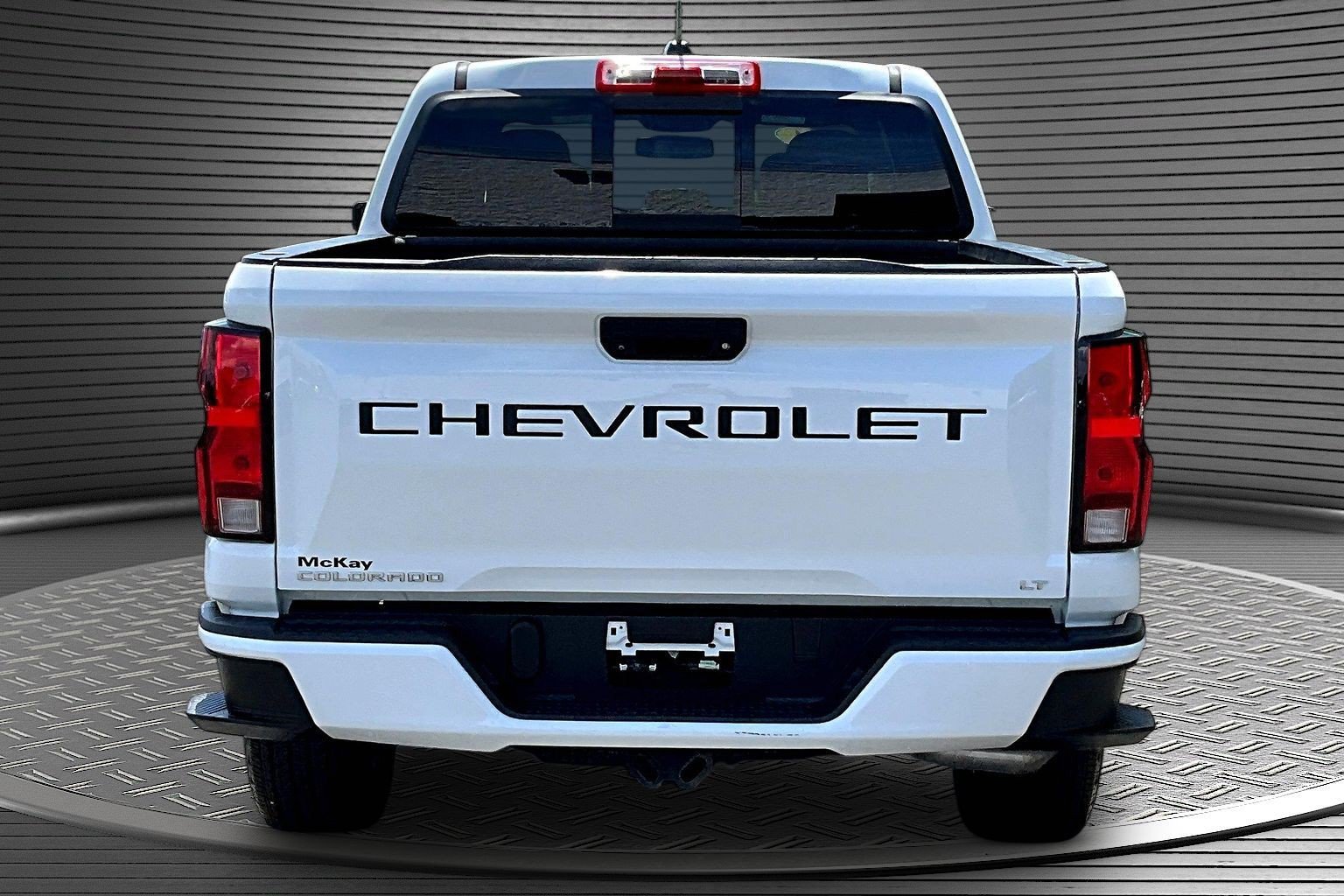 Used 2024 Chevrolet Colorado LT w/ LT Convenience Package II AWD/4WD image 5