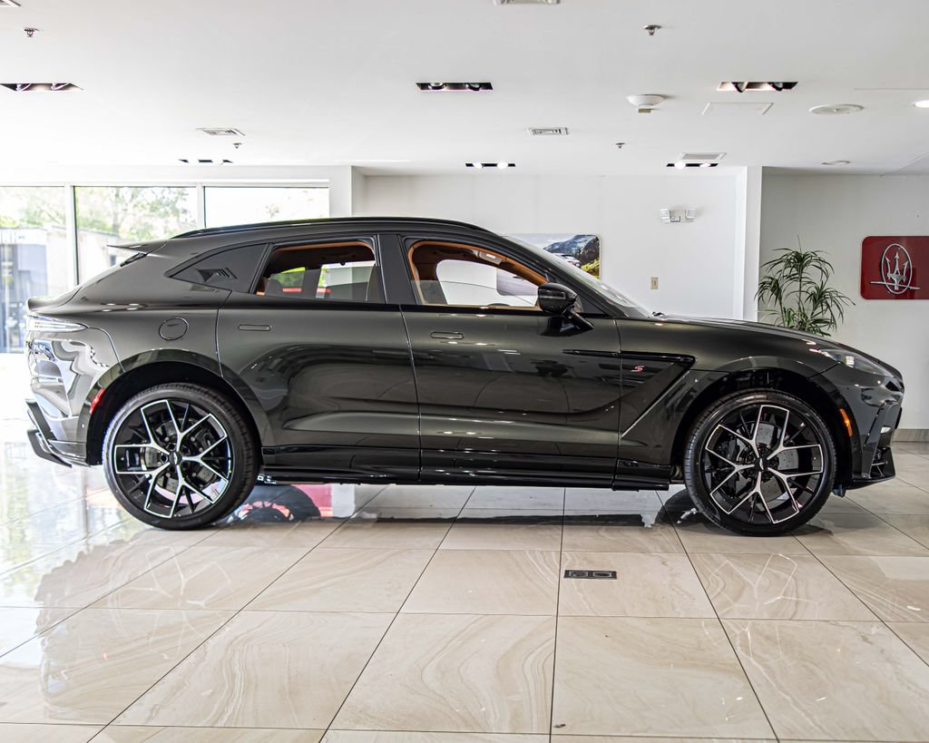 New 2026 Aston Martin DBX S AWD/4WD image 9