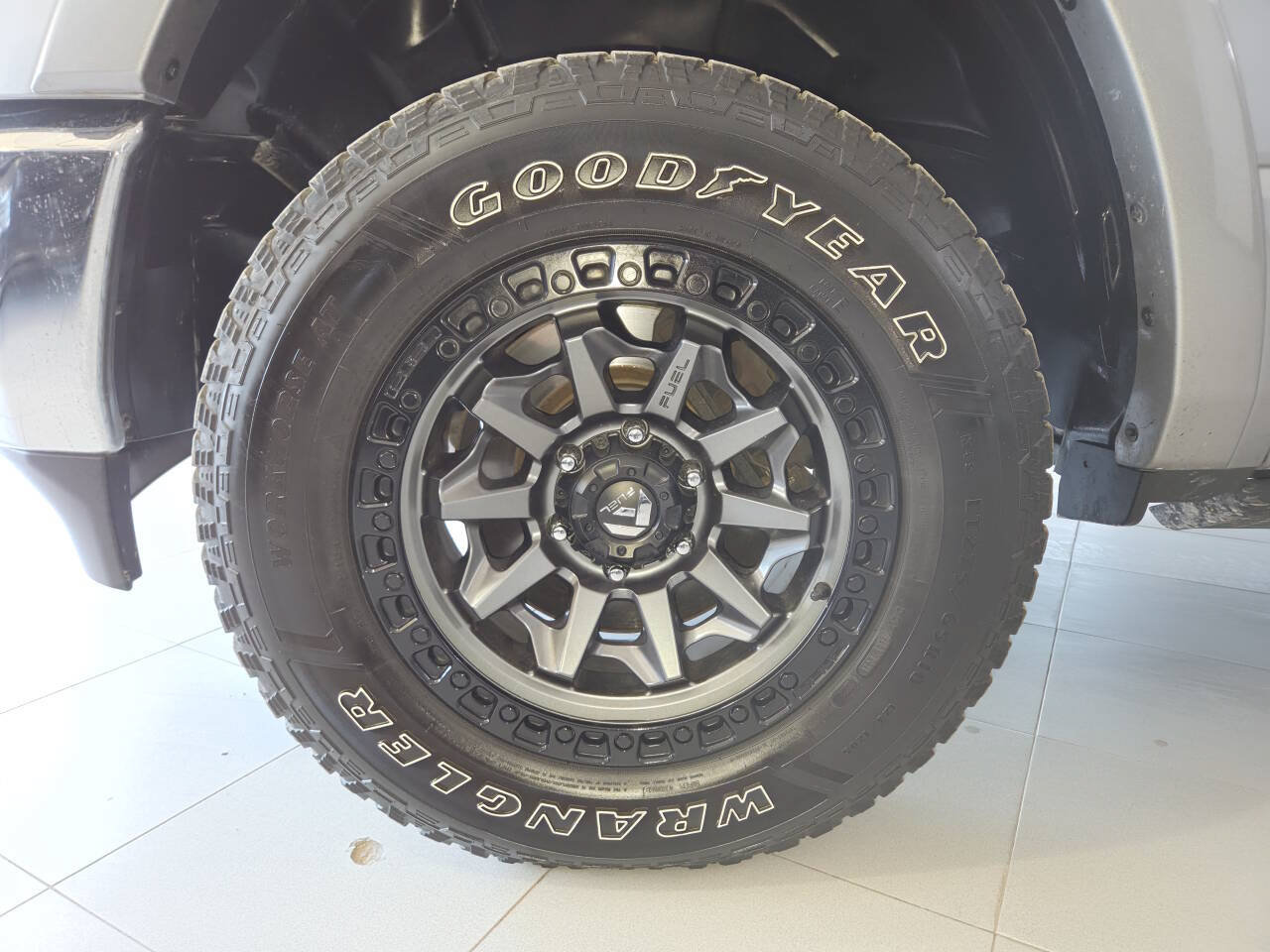 Used 2019 RAM 1500 Limited AWD/4WD image 14