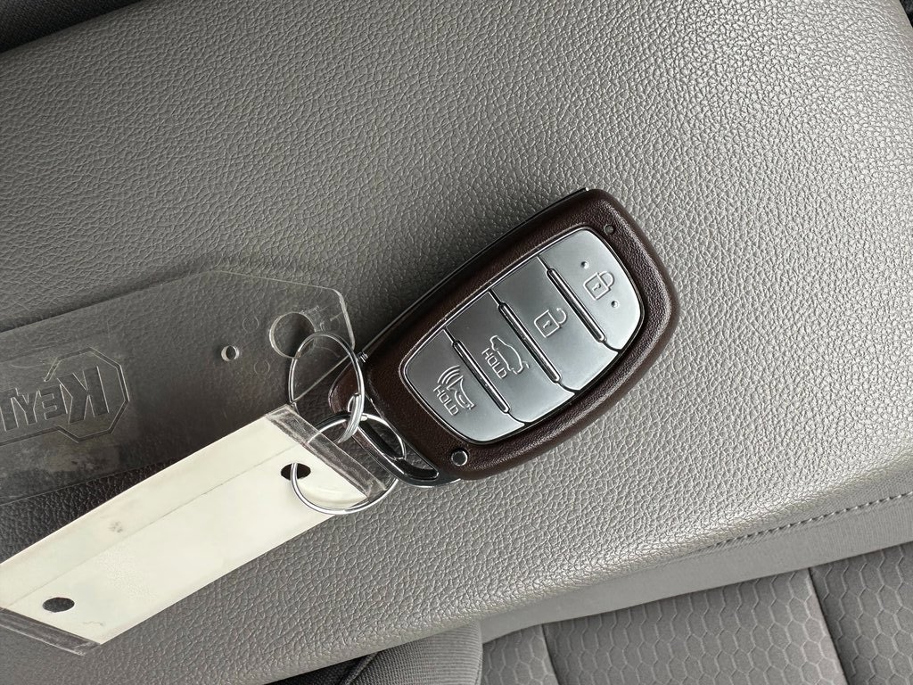 Used 2020 Hyundai Elantra Value Edition image 8