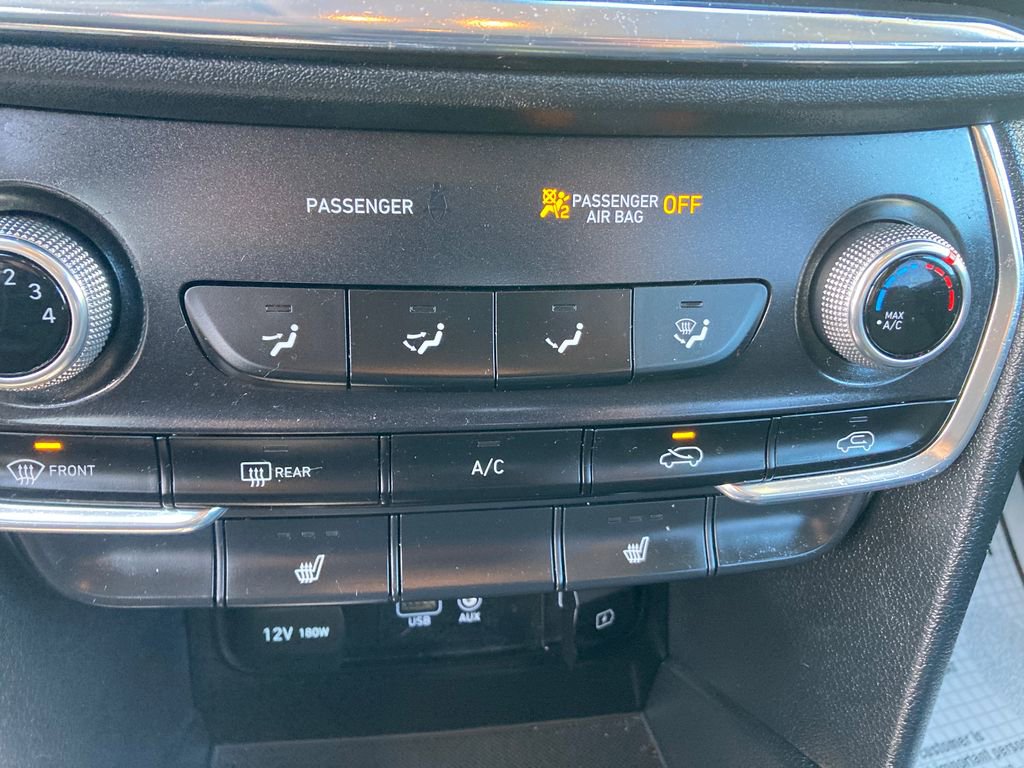 Used 2019 Hyundai Santa Fe SEL image 27