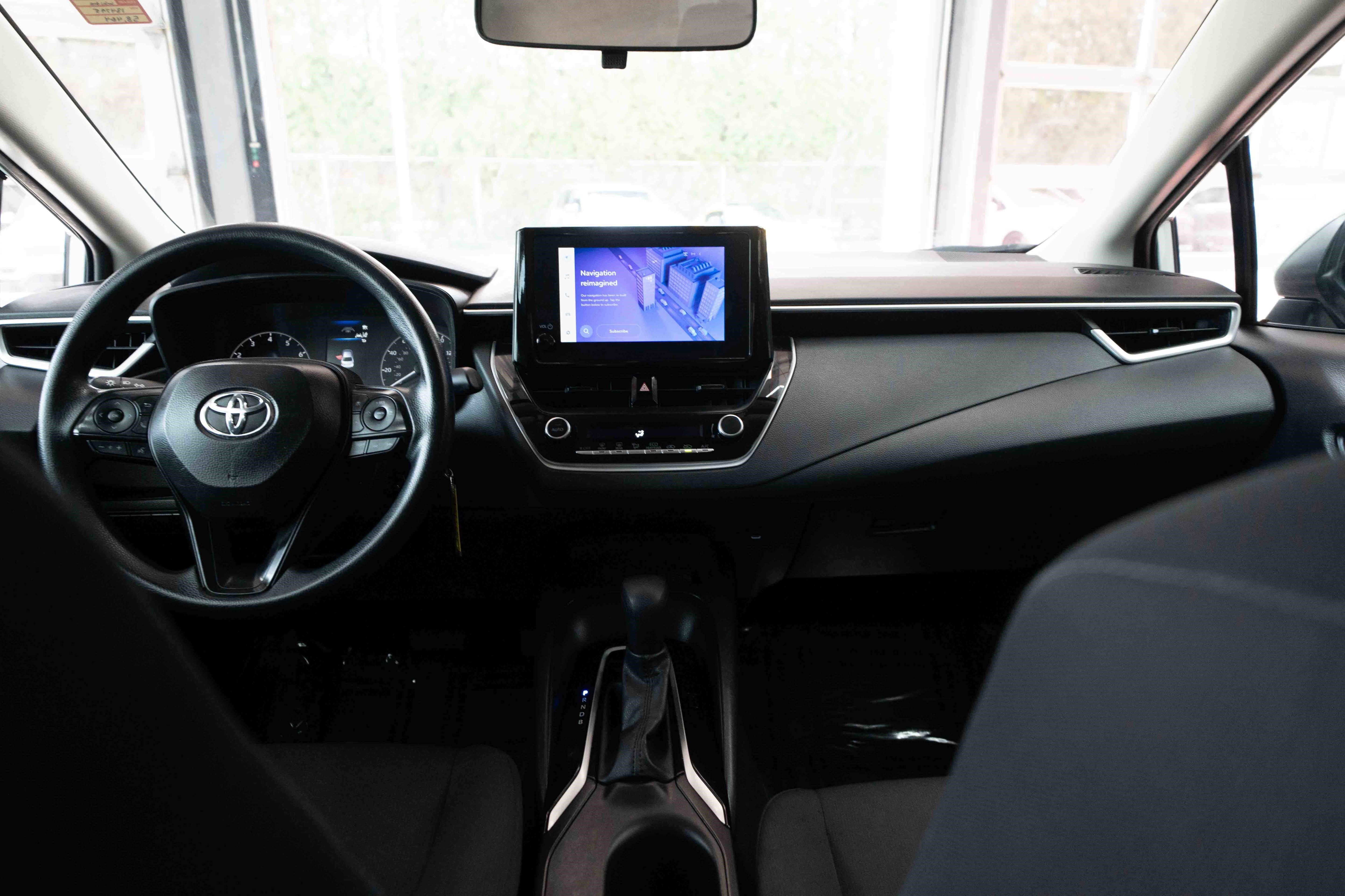 Used 2024 Toyota Corolla LE image 20