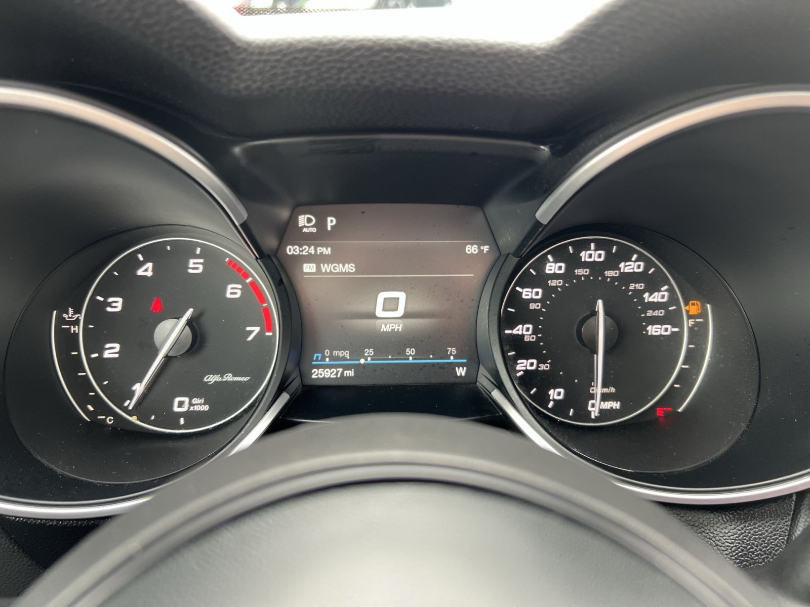 Used 2023 Alfa Romeo Stelvio Veloce AWD/4WD image 17