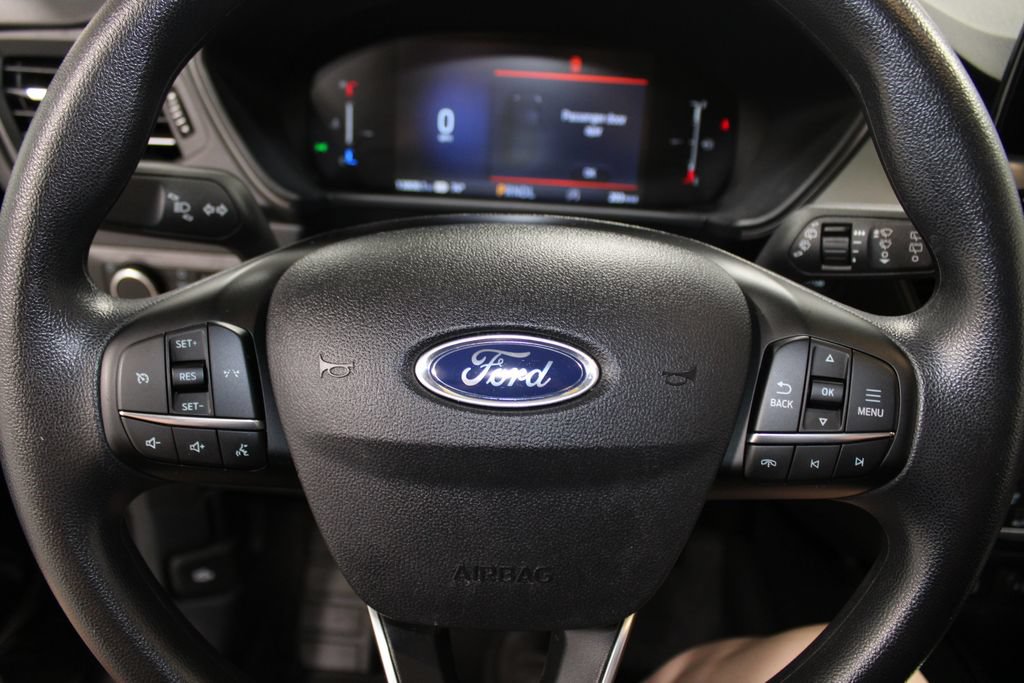 Used 2025 Ford Escape Active image 32