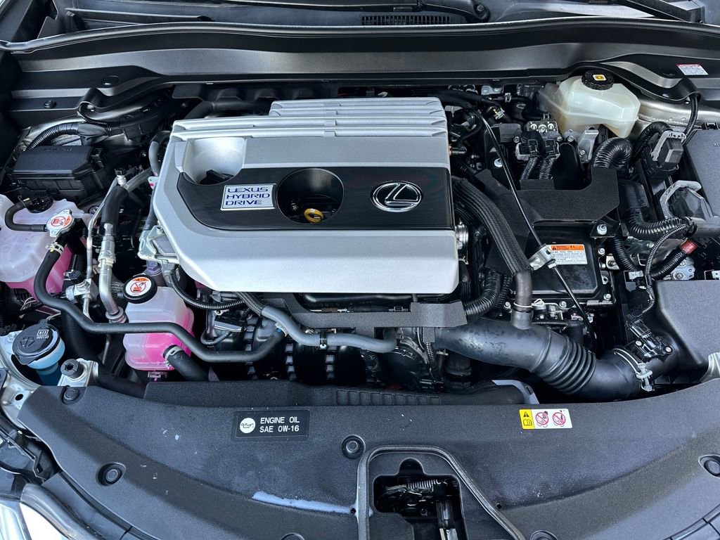 Used 2021 Lexus UX 250h image 28