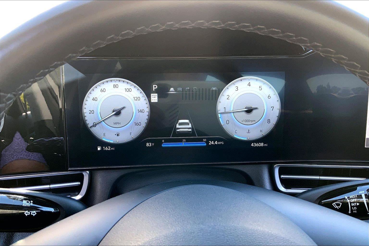 Used 2025 Hyundai Elantra Limited FWD image 19