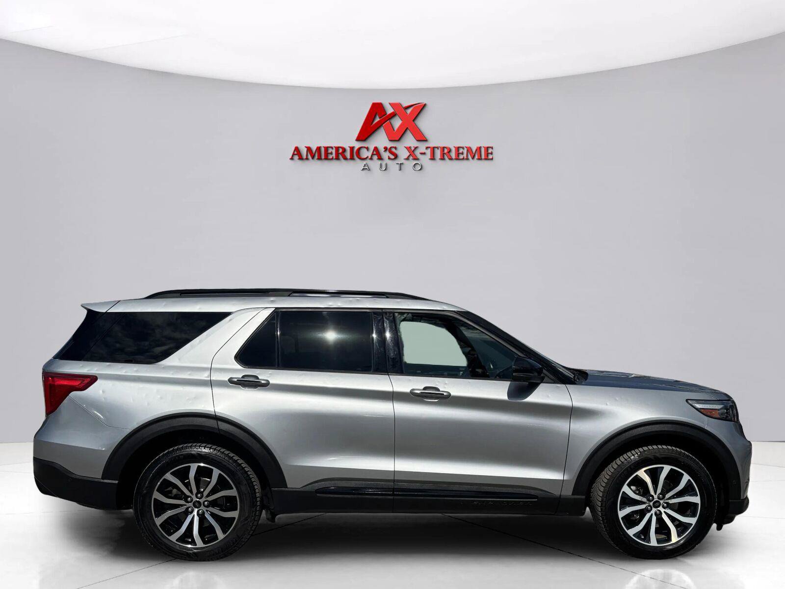 Used 2020 Ford Explorer ST w/ Premium Technology Package AWD/4WD image 7