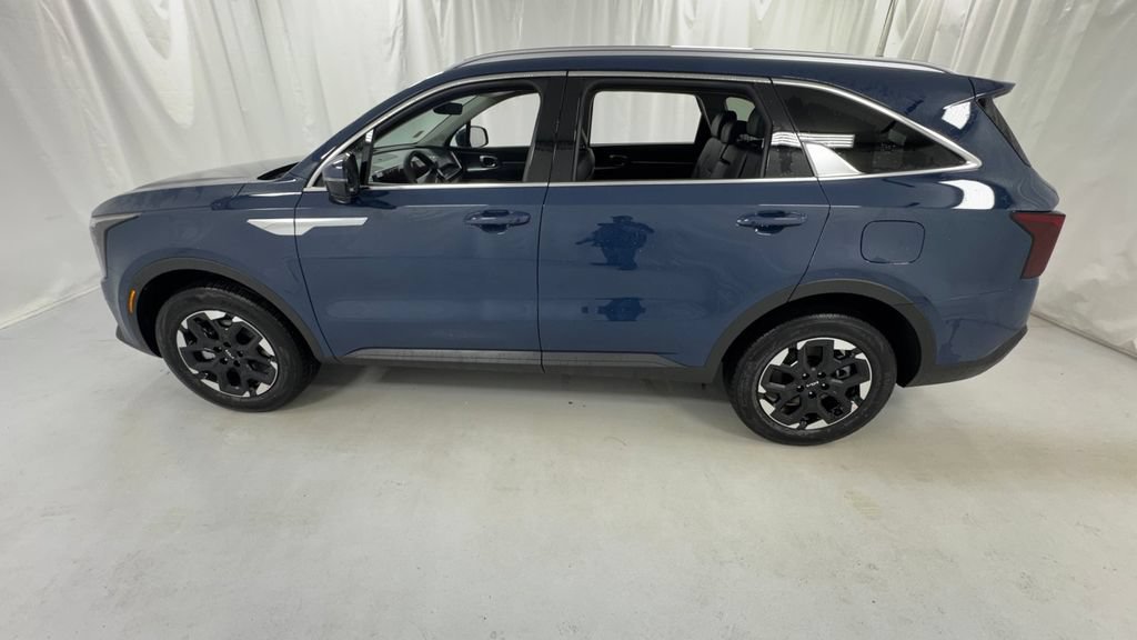 New 2026 Kia Sorento S AWD/4WD image 6