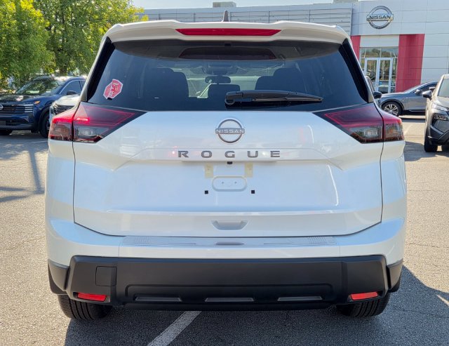New 2026 Nissan Rogue SV FWD image 6