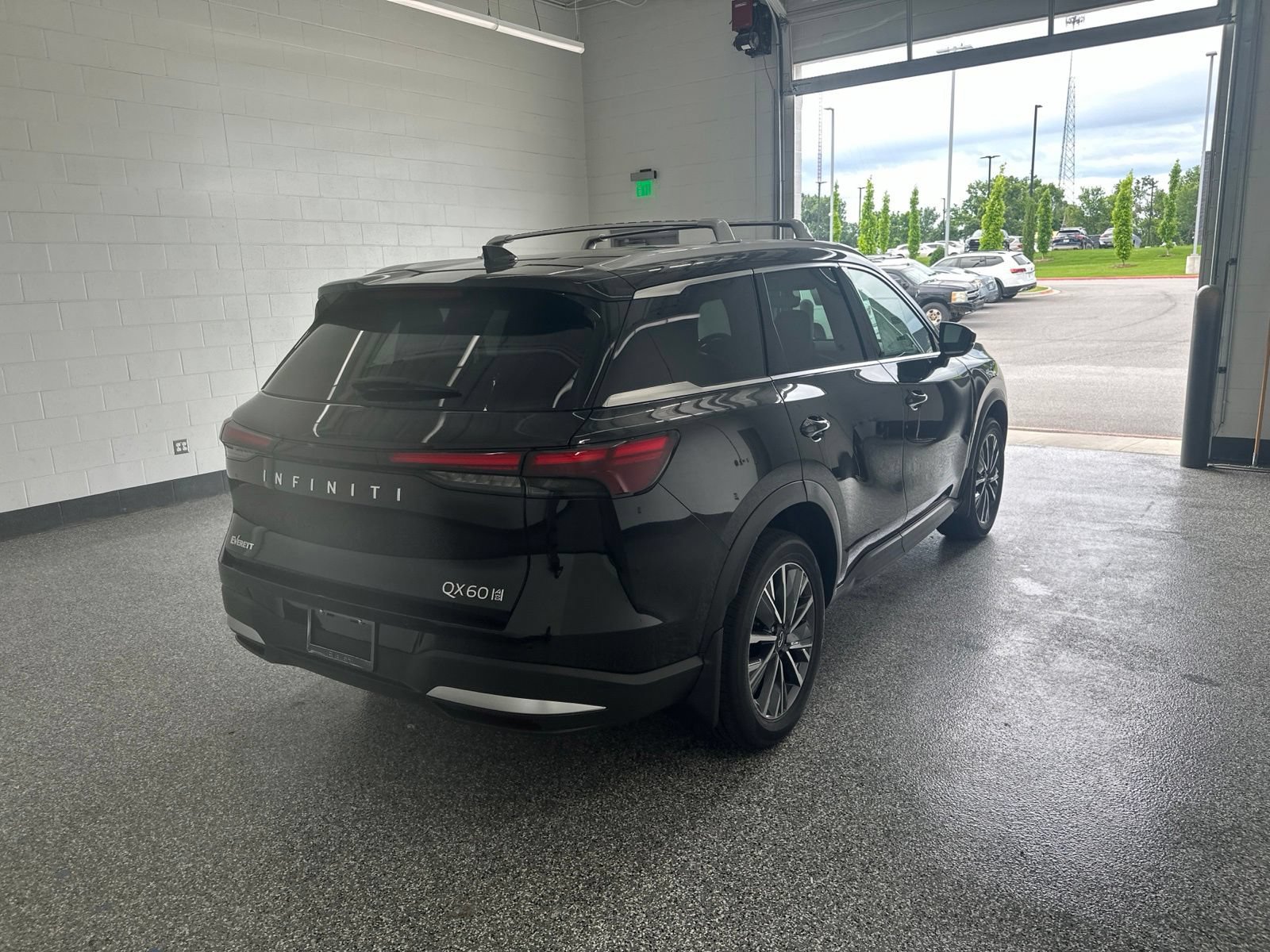 New 2027 INFINITI QX60 Luxe w/ Cargo Package AWD/4WD image 3