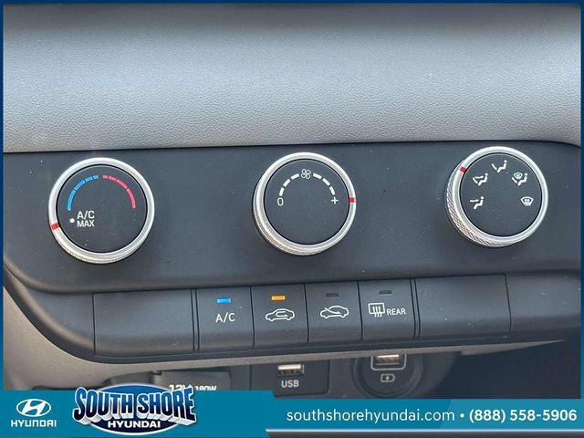 Certified 2023 Hyundai Elantra SE FWD image 30