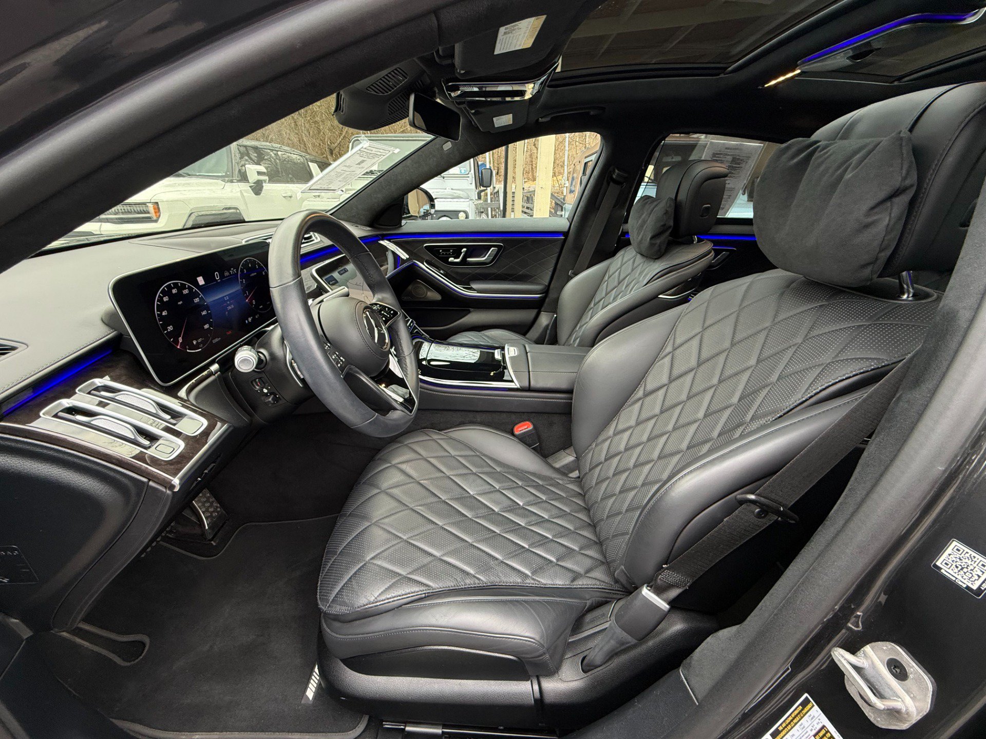 Used 2024 Mercedes-Benz S 580 4MATIC Sedan image 12