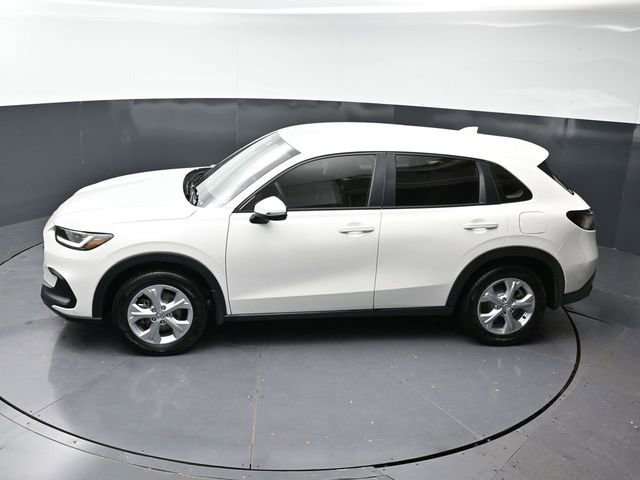 Used 2025 Honda HR-V LX image 31