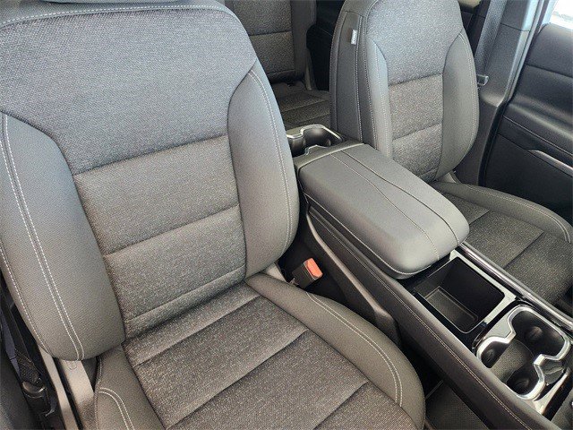 Certified 2025 Chevrolet Traverse LT w/ Sun and Wheel Package image 19