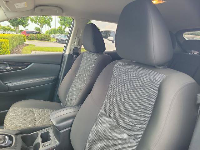Certified 2022 Nissan Rogue Sport SV FWD image 21