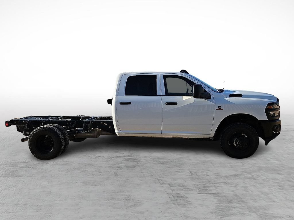 Used 2026 RAM 3500 Tradesman AWD/4WD image 12