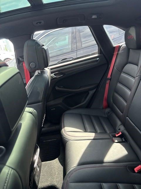 Used 2021 Porsche Macan GTS AWD/4WD image 14