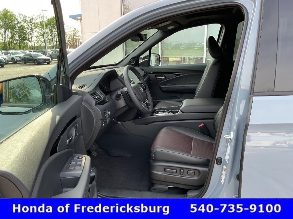 Certified 2026 Honda Ridgeline Black Edition image 25