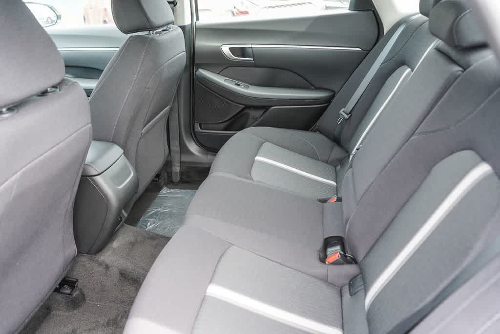 New 2026 Hyundai Sonata SEL FWD image 17