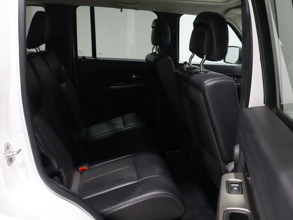 Used 2012 Jeep Liberty Limited w/ Tire & Wheel Group image 22