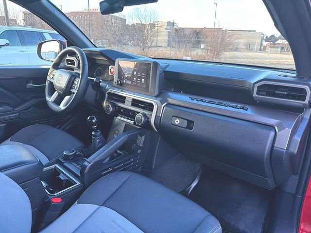 Used 2025 Toyota Tacoma TRD Off-Road image 27