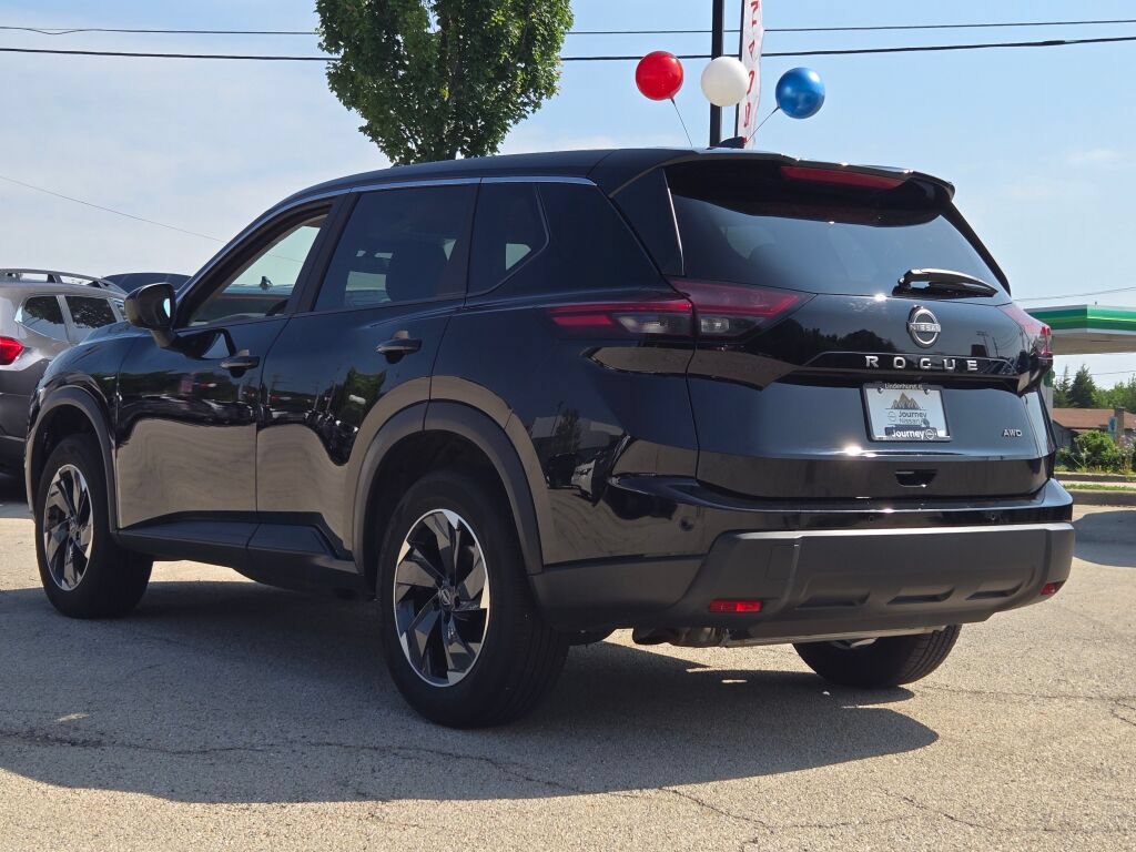 Used 2026 Nissan Rogue SV AWD/4WD image 17