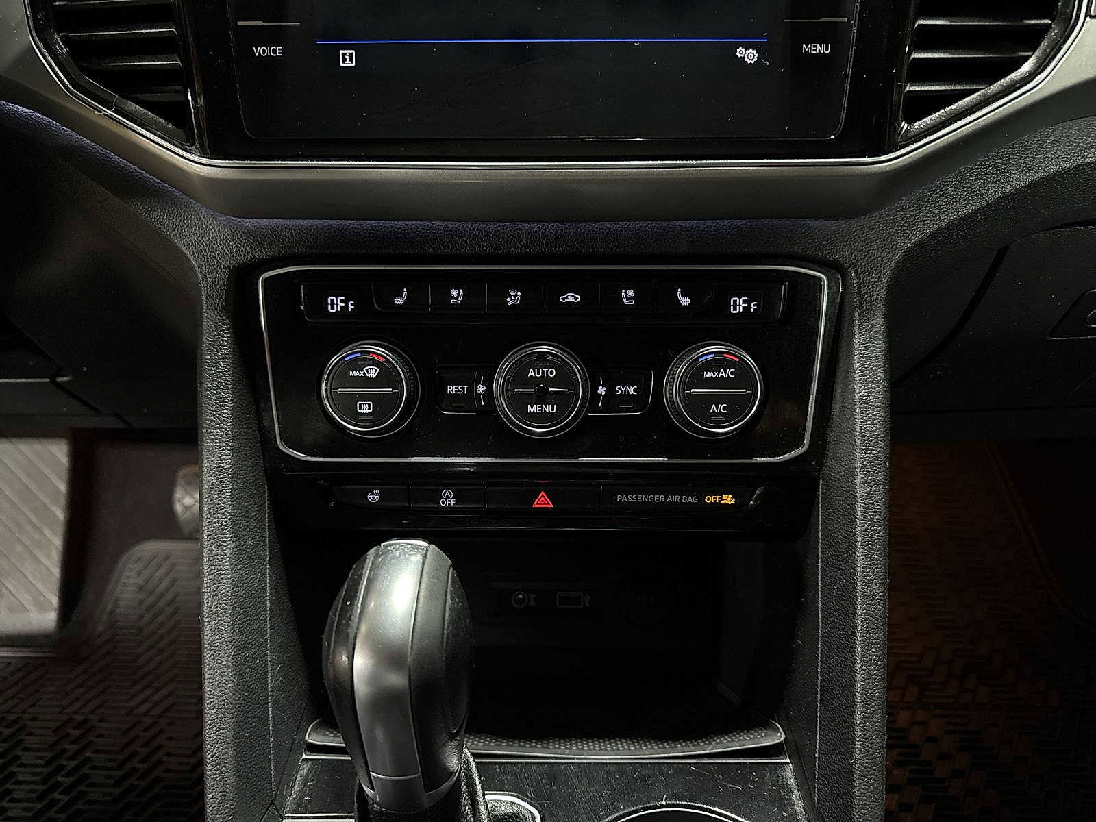 Used 2018 Volkswagen Atlas SEL Premium AWD/4WD image 23