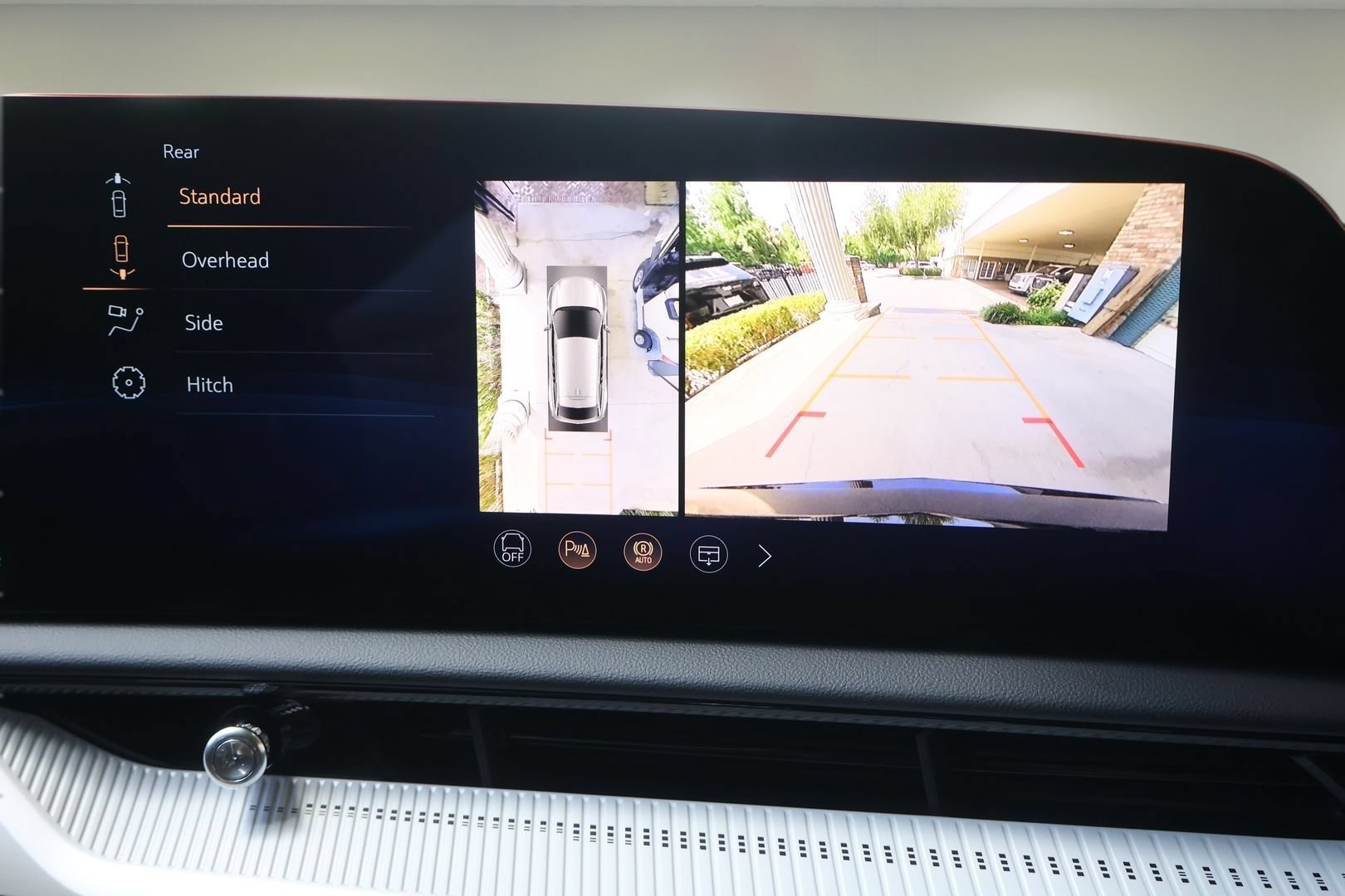 New 2026 Cadillac Optiq Luxury 2 RWD image 24