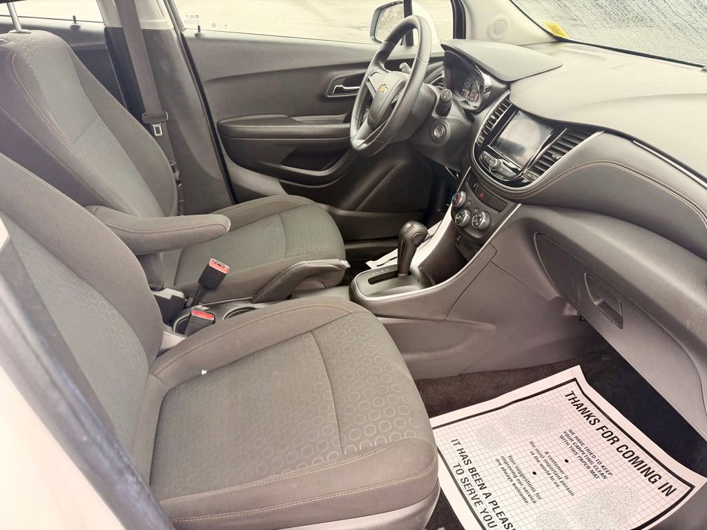 Used 2020 Chevrolet Trax LS image 11