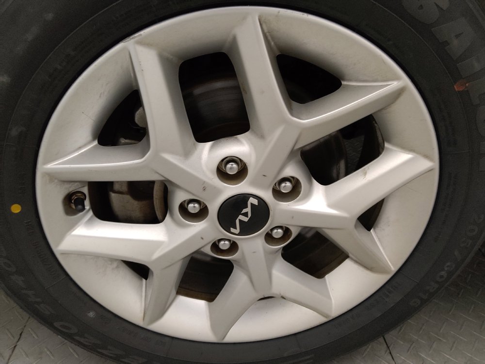 Used 2023 Kia Soul LX w/ LX Technology Package FWD image 31