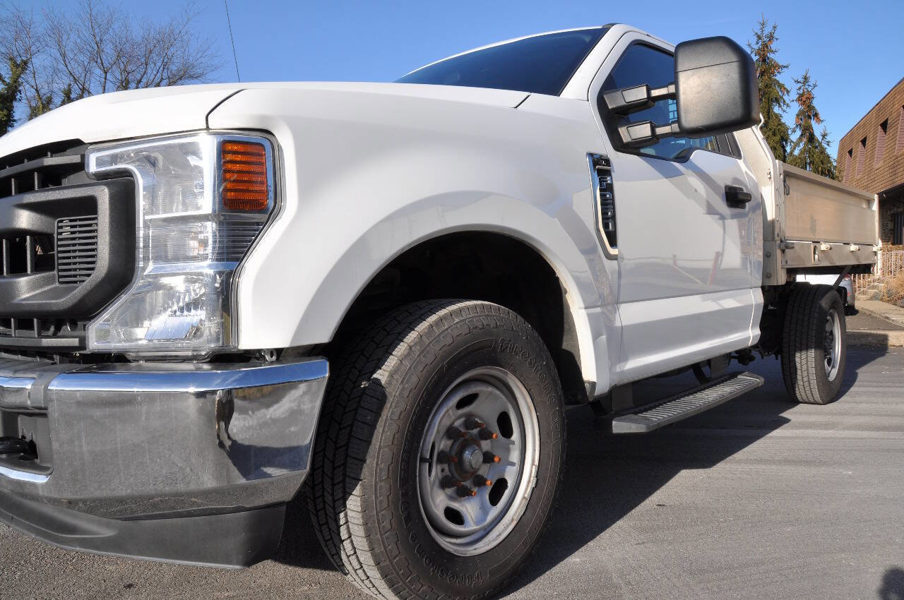 Used 2021 Ford F250 XL w/ Power Equipment Group RWD image 3