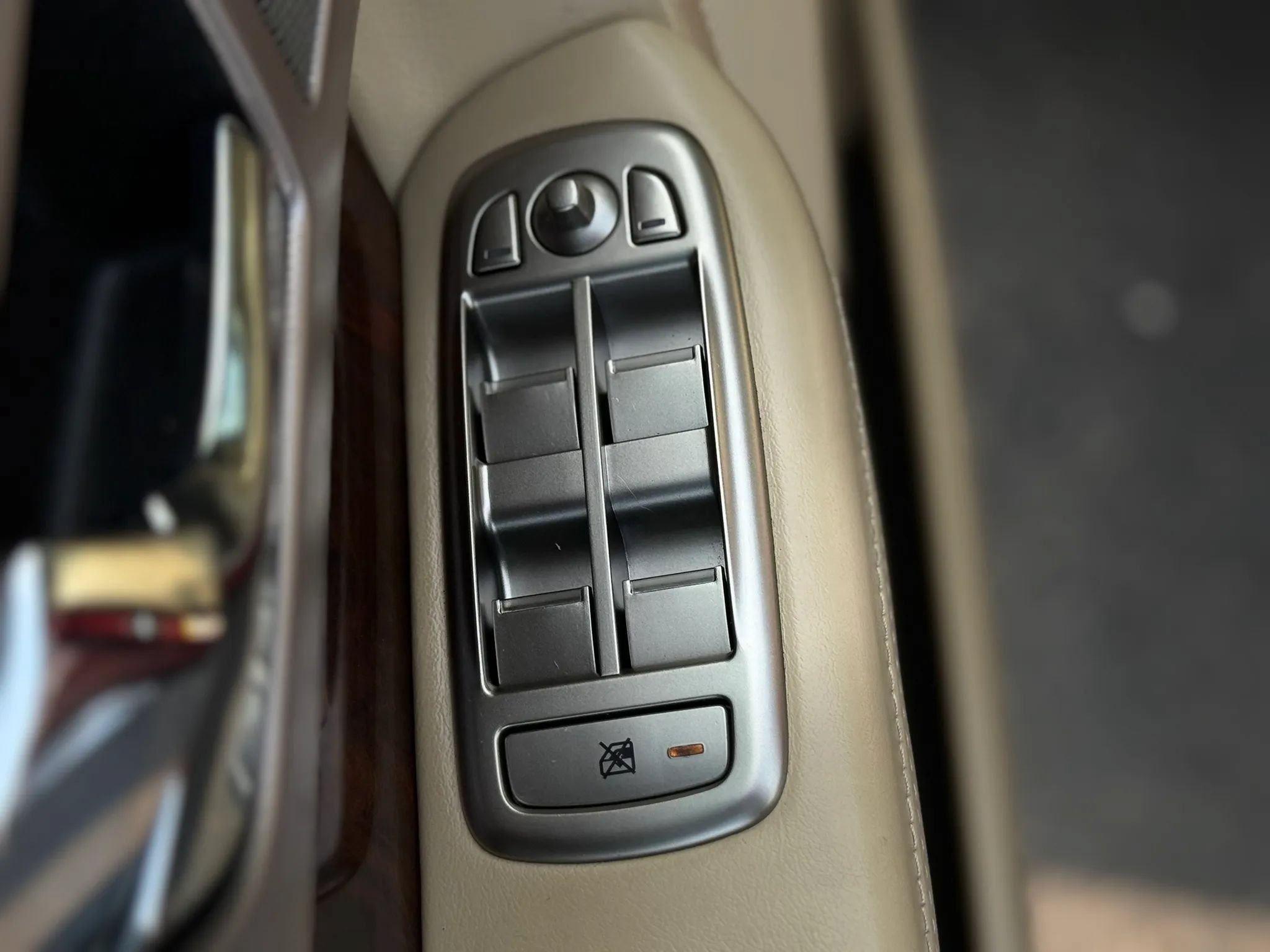 Used 2009 Jaguar XF Supercharged RWD image 32