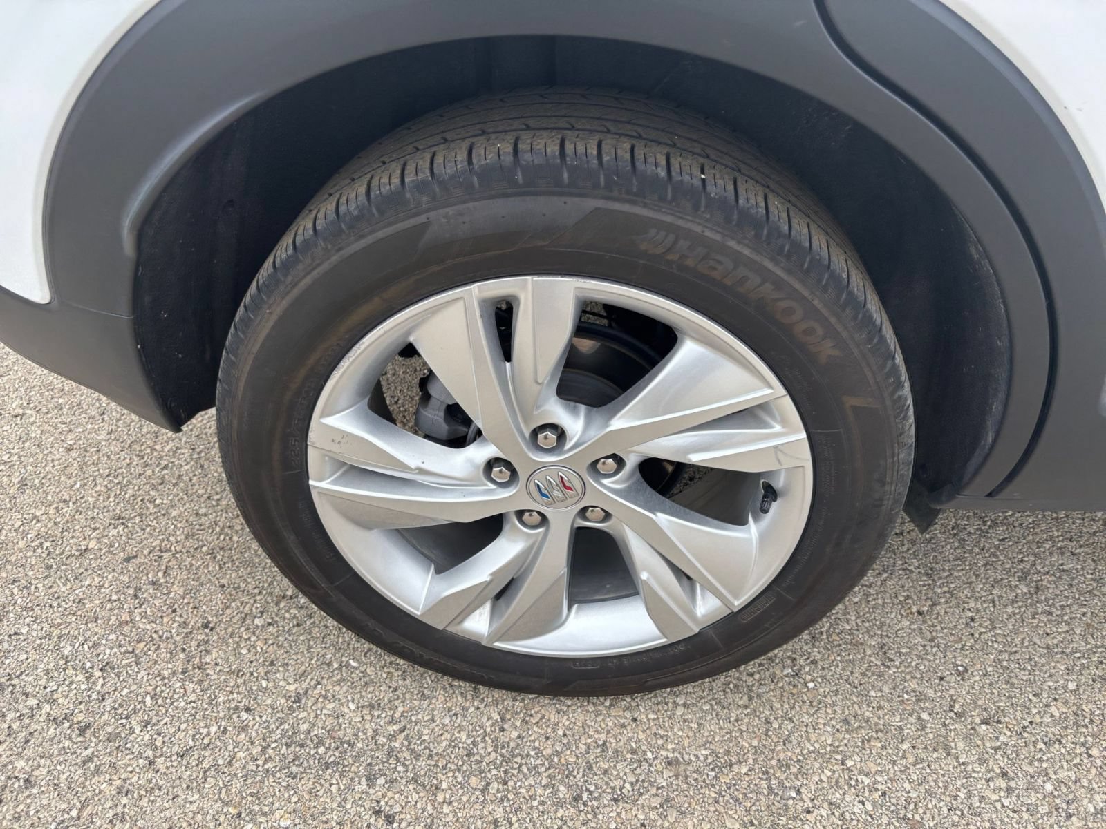 Used 2025 Buick Encore GX Preferred AWD/4WD image 28
