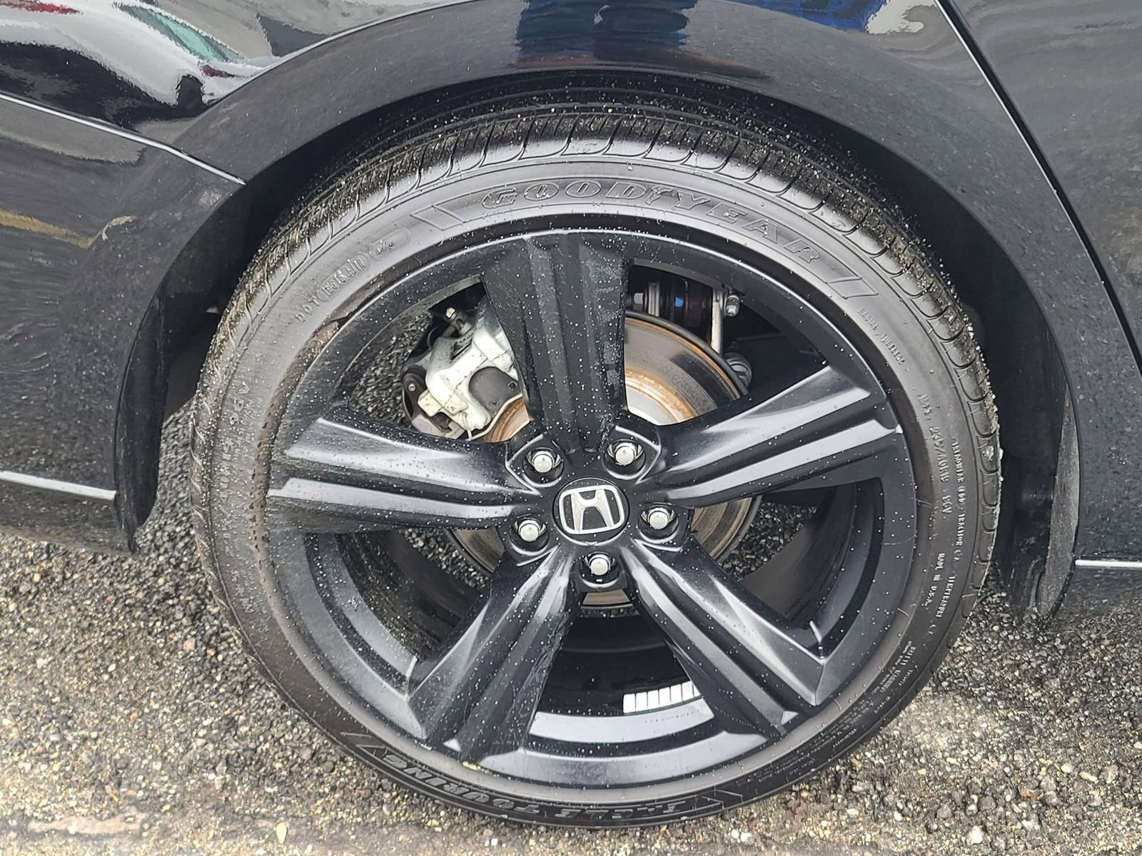 Used 2025 Honda Accord Sport image 7