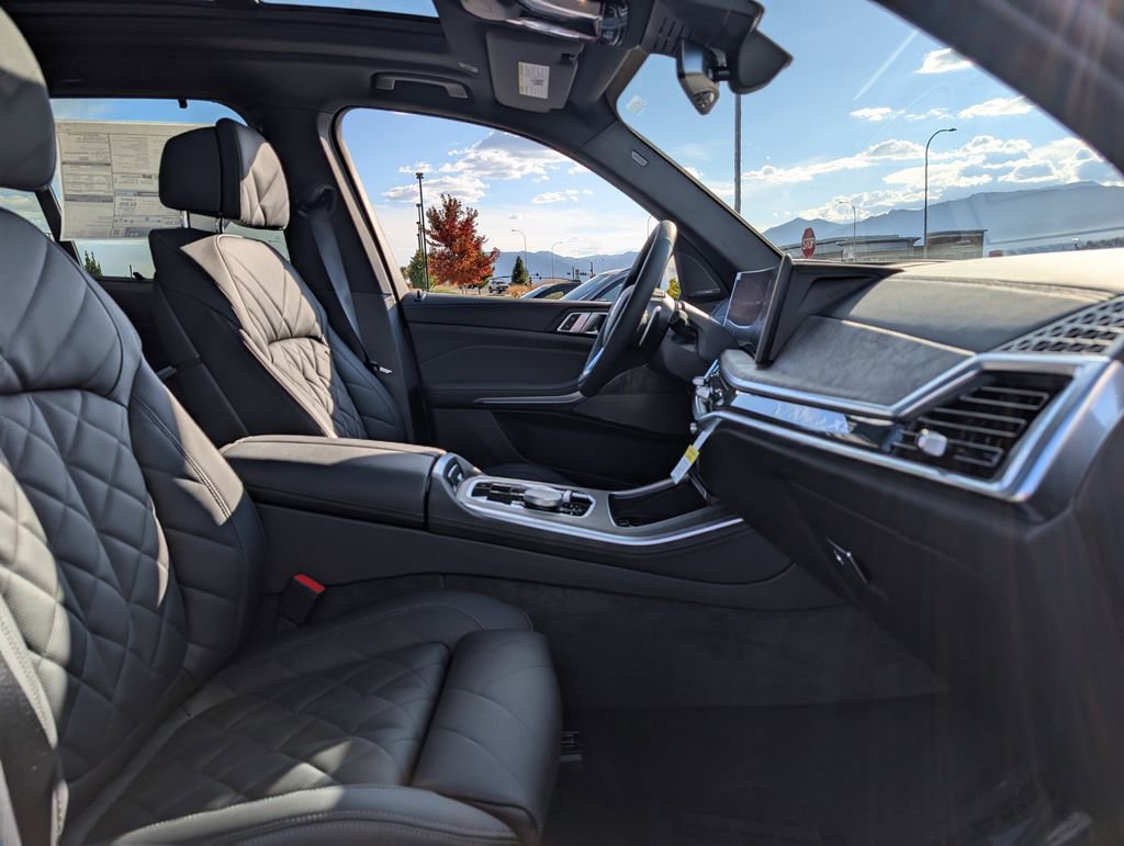 Used 2026 BMW X5 xDrive40i image 21