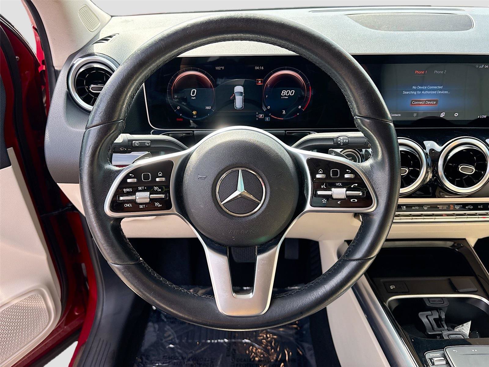 Used 2021 Mercedes-Benz GLA 250 4MATIC w/ Premium Package image 11