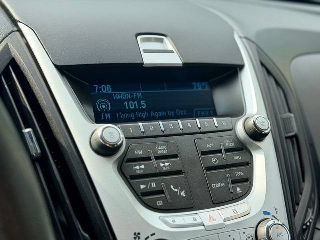 Used 2015 Chevrolet Equinox LS FWD image 13