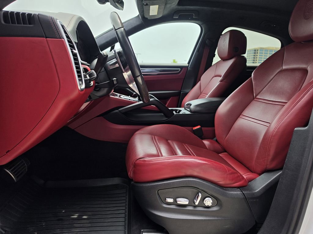 Certified 2021 Porsche Cayenne GTS AWD/4WD image 11