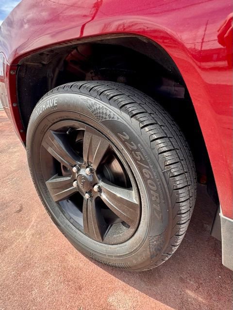 Used 2015 Jeep Compass High Altitude image 13