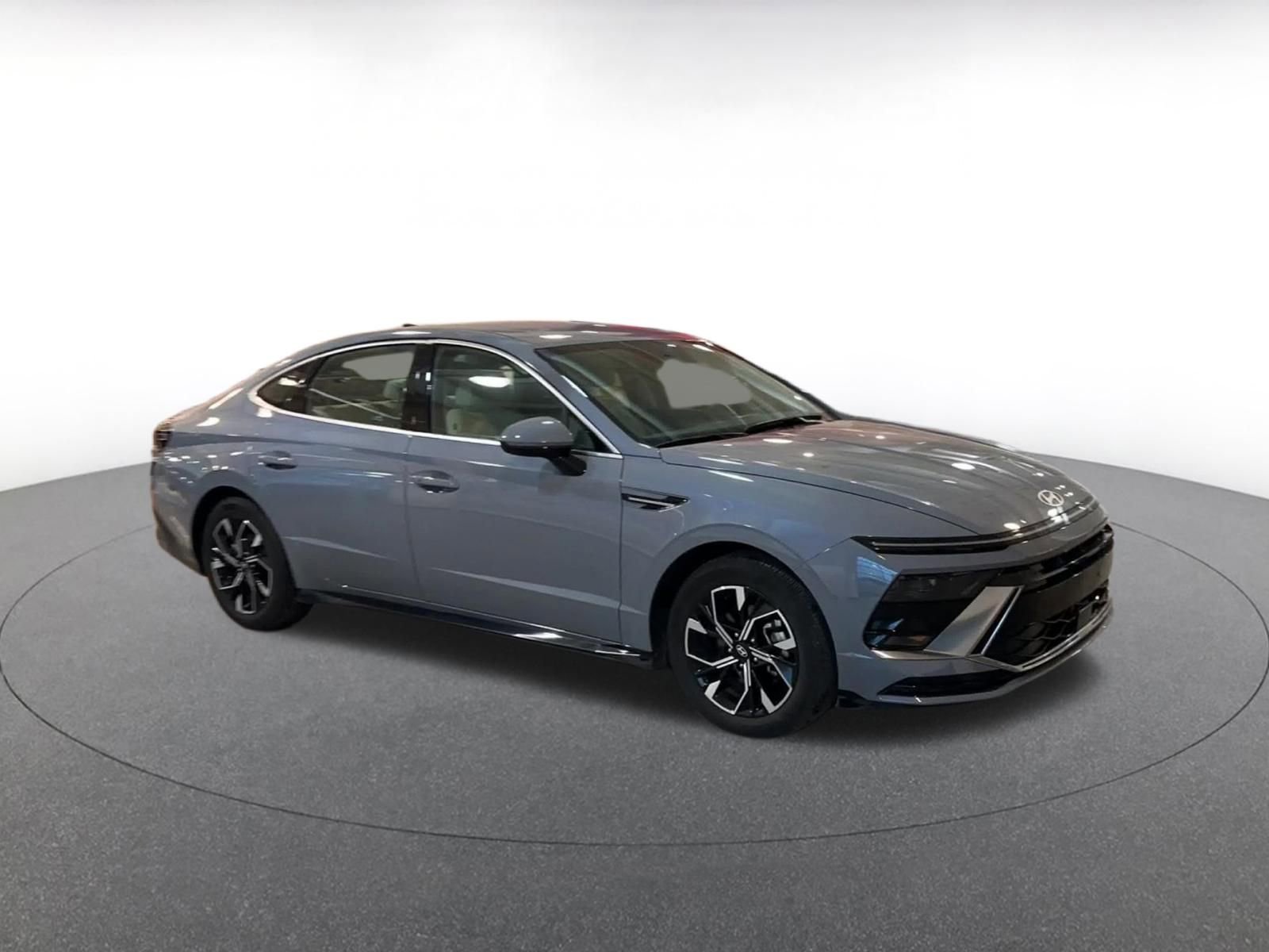 Used 2025 Hyundai Sonata SEL video 2