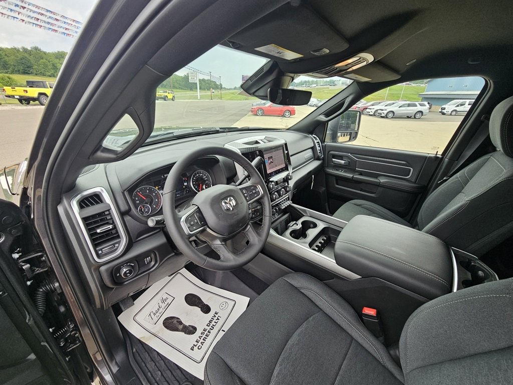 New 2025 RAM 3500 Big Horn image 23