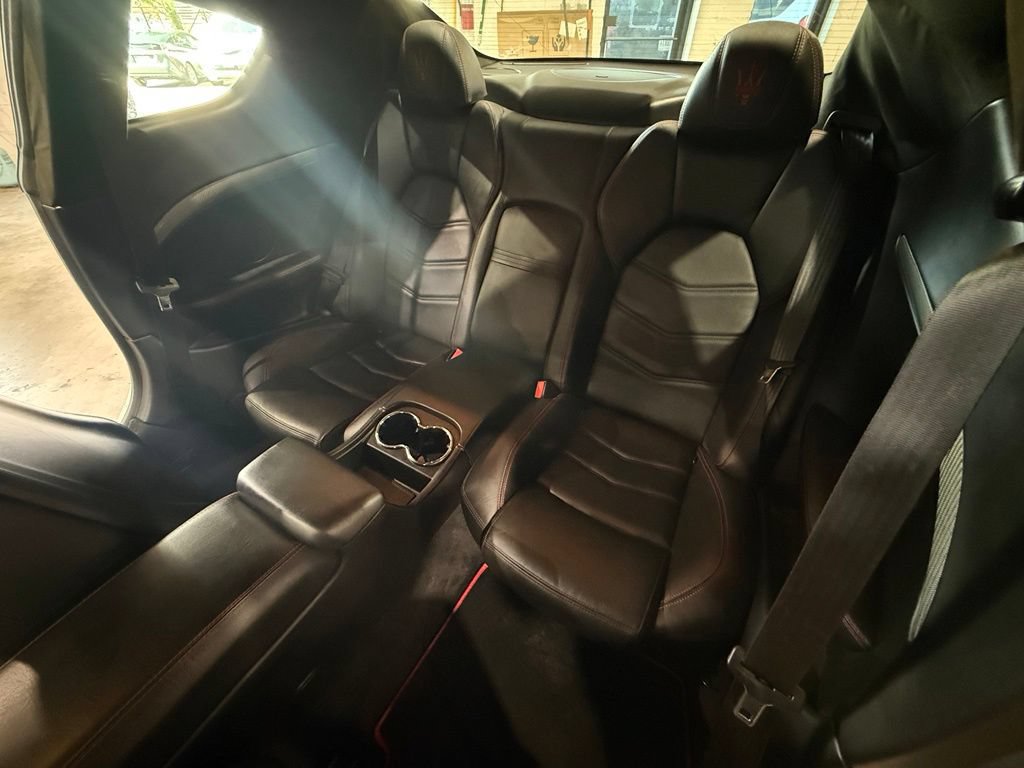 Used 2016 Maserati GranTurismo MC RWD image 30