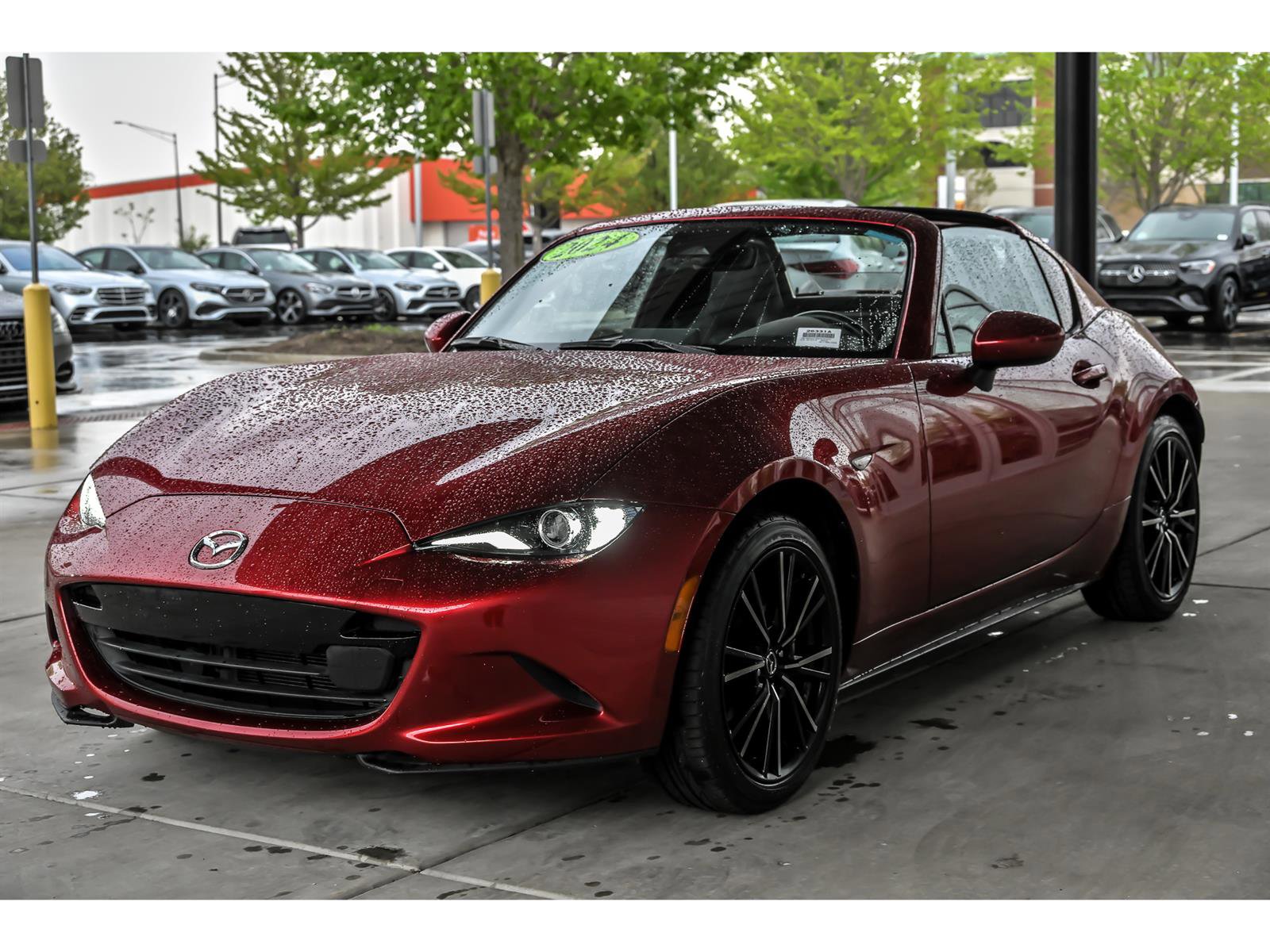 Used 2024 MAZDA MX-5 Miata RF Grand Touring RWD image 5