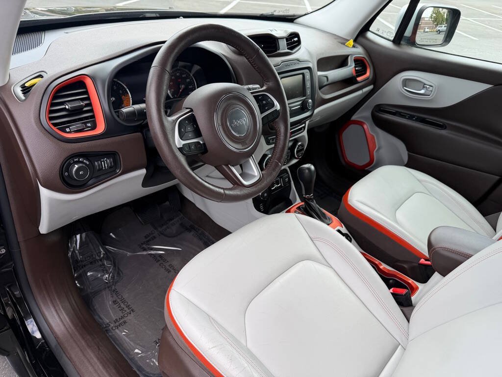 Used 2015 Jeep Renegade Limited AWD/4WD image 10