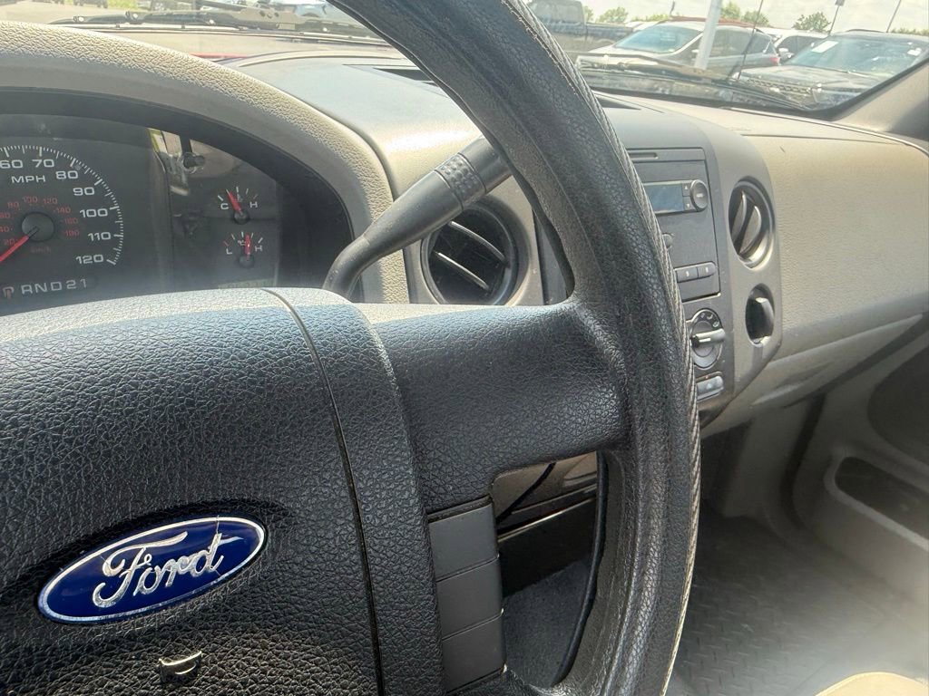 Used 2005 Ford F150 XL RWD image 16