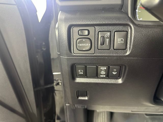 Used 2023 Toyota 4Runner Limited AWD/4WD image 25